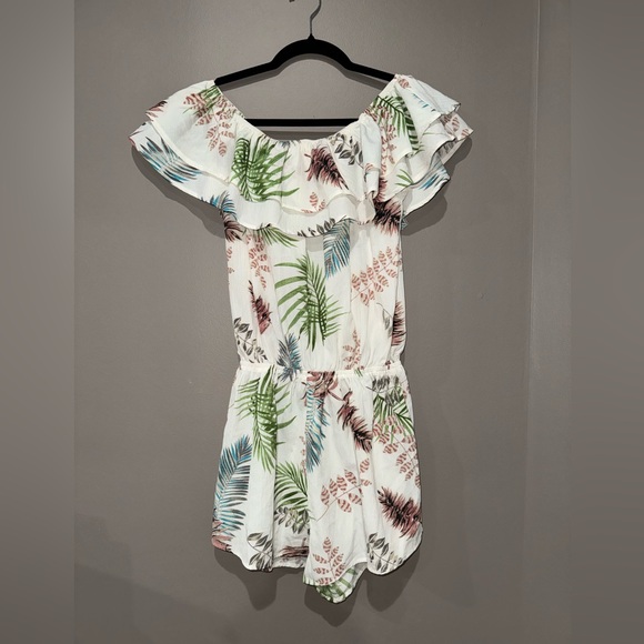 New with tag fashion nova medium romper - Picture 2 of 8